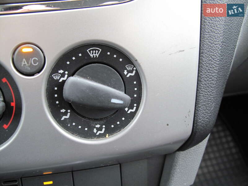 Хетчбек Ford Focus 2011 в Києві фото 59 Хетчбек Ford Focus 2011 в Києві