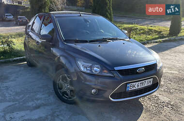 Хэтчбек Ford Focus 2008 в Ровно