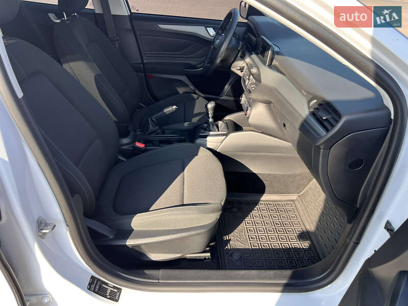 Хэтчбек Ford Focus 2019 в Киеве