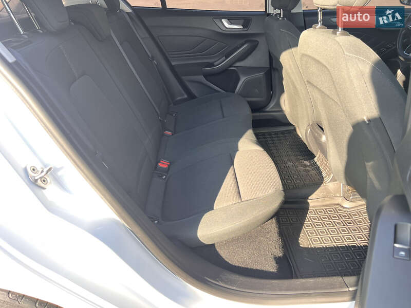 Хэтчбек Ford Focus 2019 в Киеве