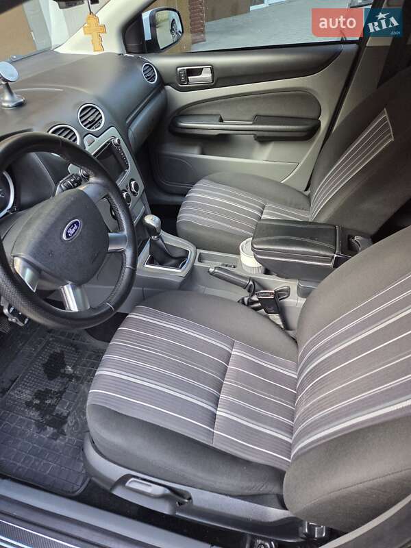 Універсал Ford Focus 2009 в Чернівцях фото 16 Універсал Ford Focus 2009 в Чернівцях