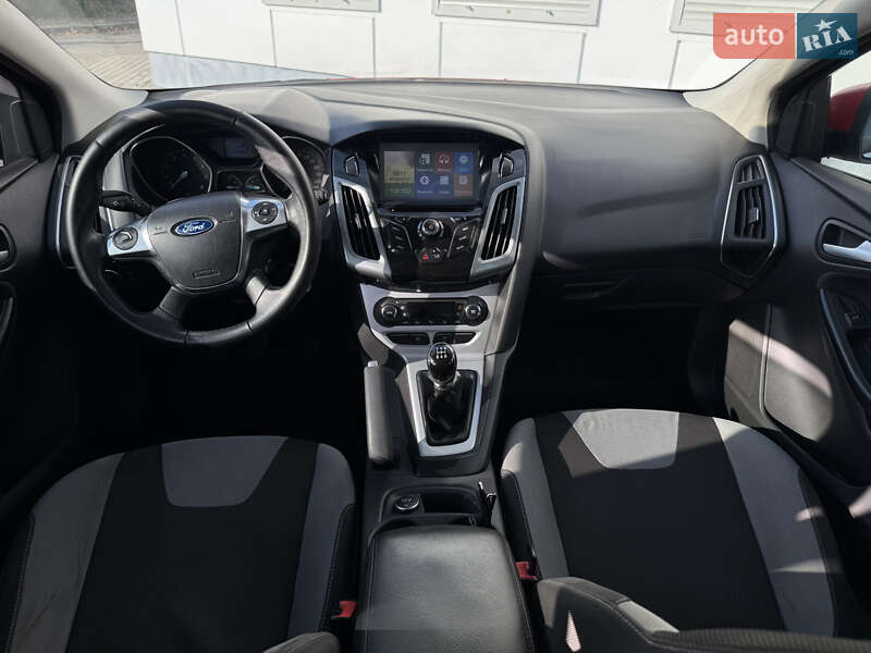 Хэтчбек Ford Focus 2013 в Запорожье