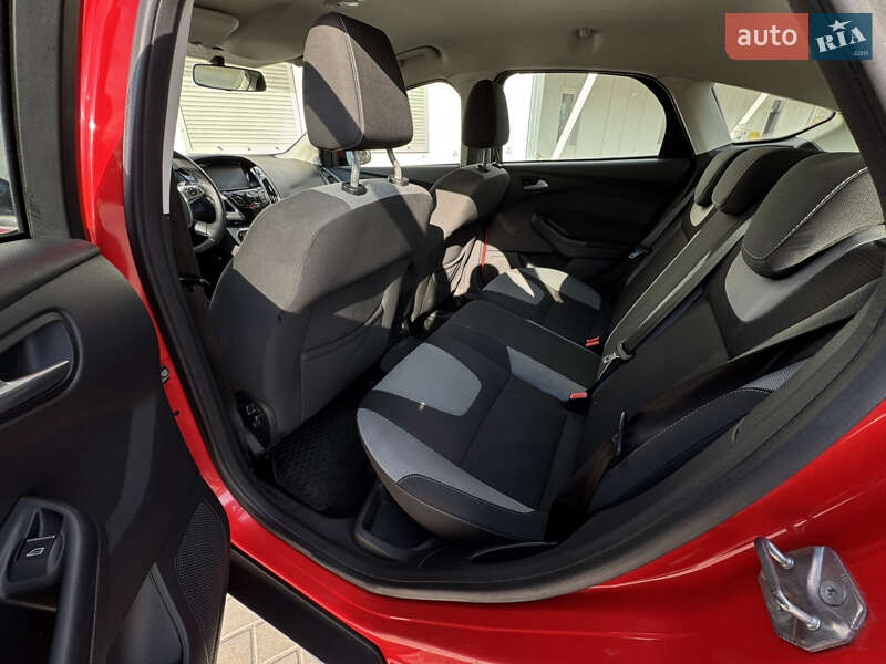 Хэтчбек Ford Focus 2013 в Запорожье