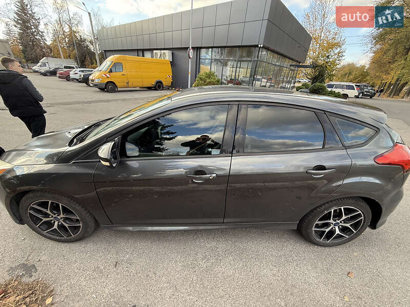 Хэтчбек Ford Focus 2016 в Днепре фото 6 Хэтчбек Ford Focus 2016 в Днепре