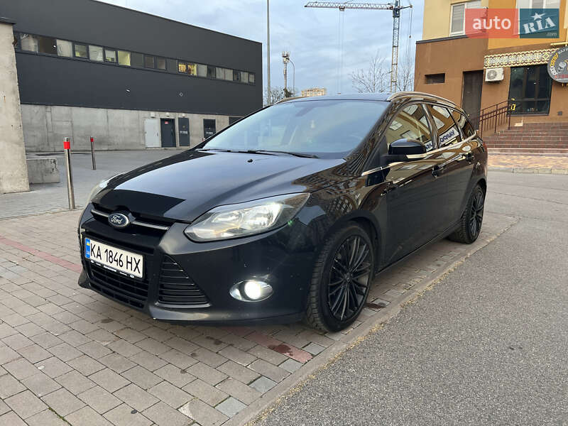 Универсал Ford Focus 2011 в Вишневом фото Универсал Ford Focus 2011 в Вишневом