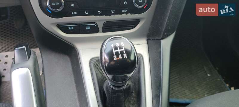 Хетчбек Ford Focus 2012 в Полтаві фото 26 Хетчбек Ford Focus 2012 в Полтаві