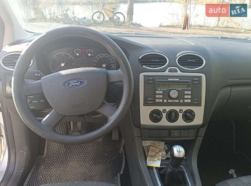 Универсал Ford Focus 2005 в Жашкове