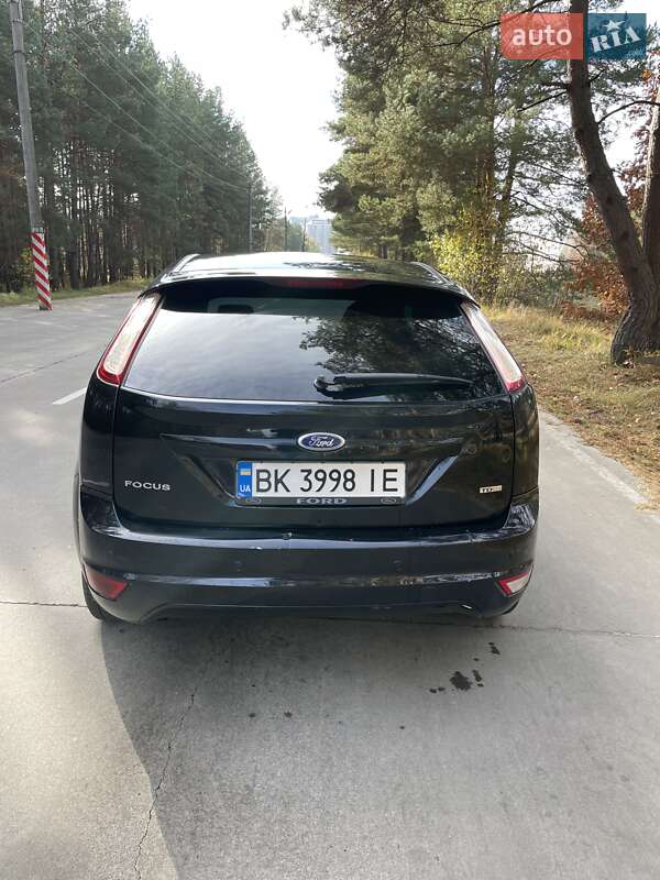 Хетчбек Ford Focus 2010 в Славуті
