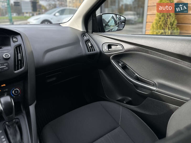 Седан Ford Focus 2016 в Шептицькому фото 43 Седан Ford Focus 2016 в Шептицькому