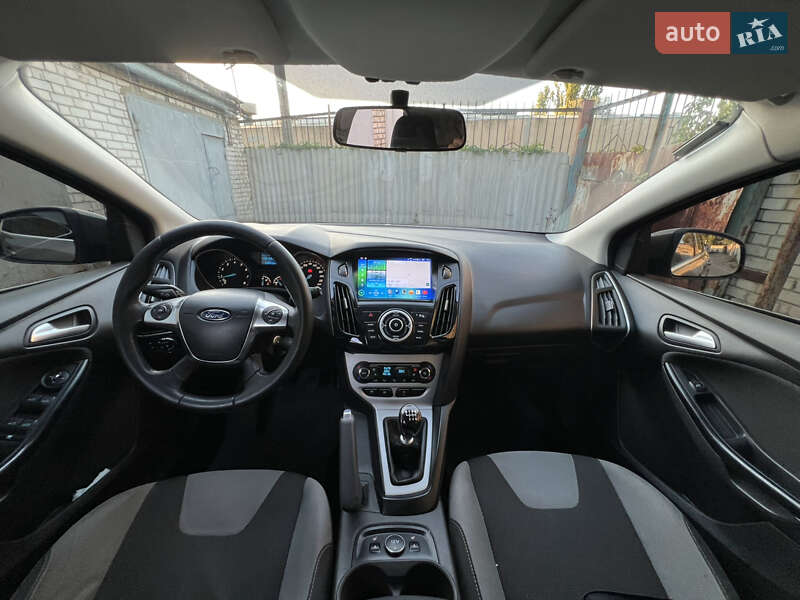 Хэтчбек Ford Focus 2013 в Харькове фото 8 Хэтчбек Ford Focus 2013 в Харькове