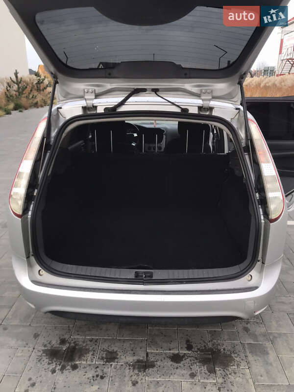 Універсал Ford Focus 2010 в Луцьку