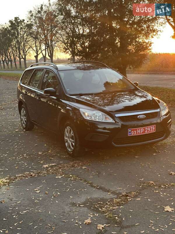 Универсал Ford Focus 2010 в Владимире