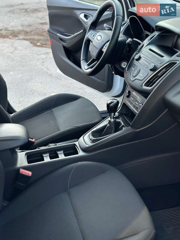 Універсал Ford Focus 2017 в Білій Церкві фото 17 Універсал Ford Focus 2017 в Білій Церкві