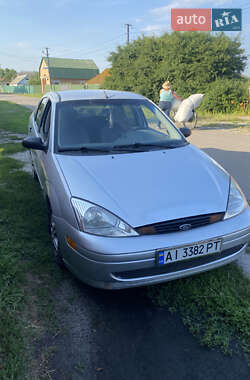 Седан Ford Focus 2000 в Барышевке