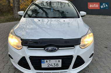 Седан Ford Focus 2014 в Чернівцях