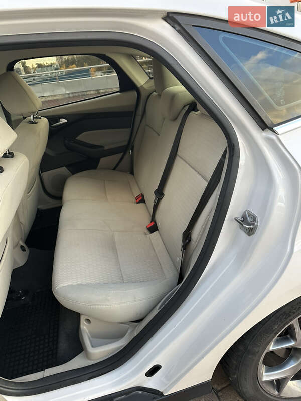 Седан Ford Focus 2012 в Киеве