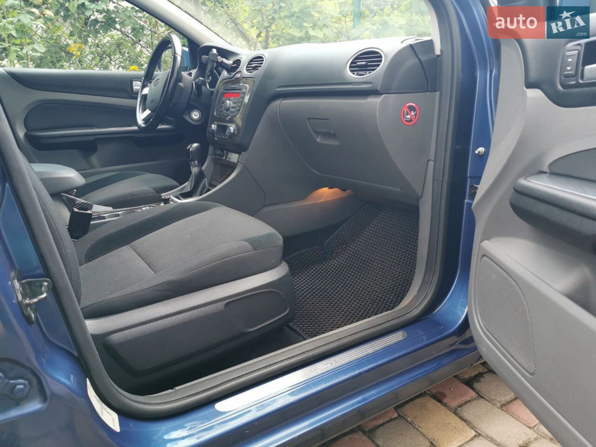 2010 Ford Focus - мініатюра 15