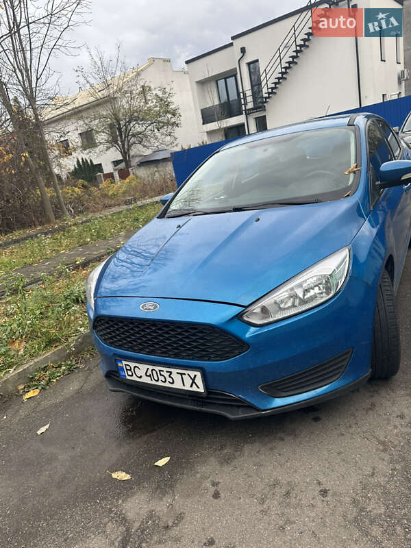 Хэтчбек Ford Focus 2015 в Львове фото Хэтчбек Ford Focus 2015 в Львове