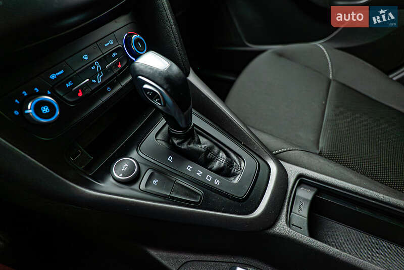 Хетчбек Ford Focus 2015 в Києві фото 14 Хетчбек Ford Focus 2015 в Києві