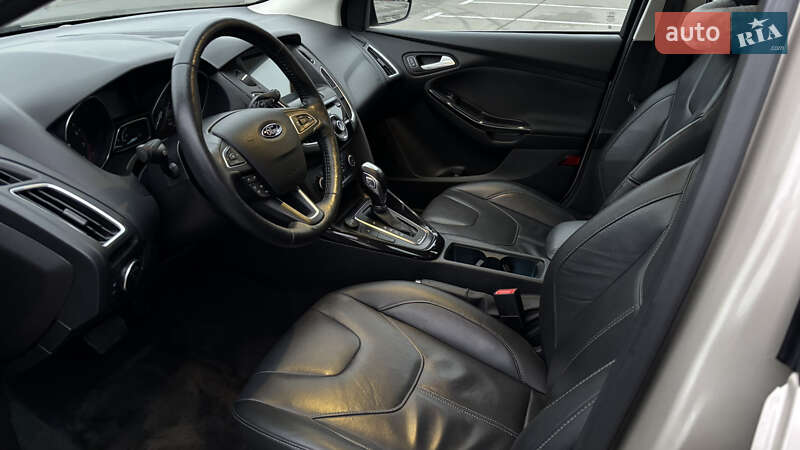 Хэтчбек Ford Focus 2017 в Киеве