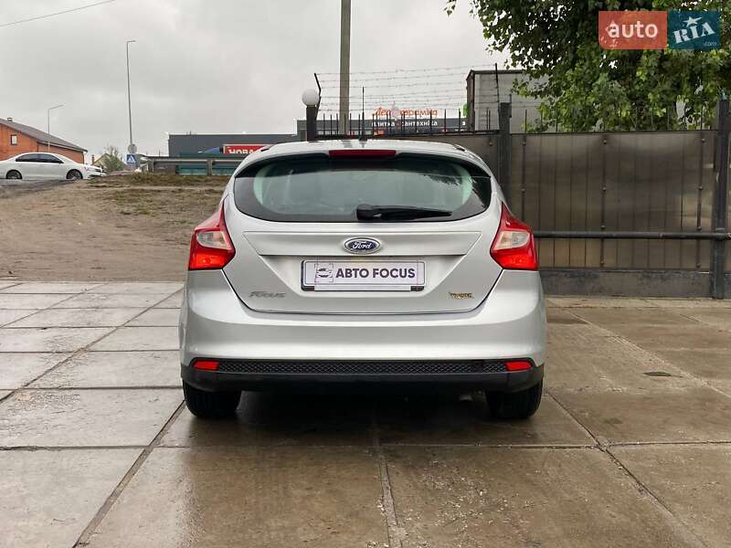 Хэтчбек Ford Focus 2013 в Киеве фото 6 Хэтчбек Ford Focus 2013 в Киеве
