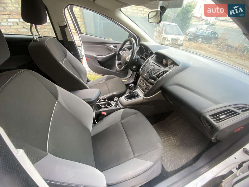 Хэтчбек Ford Focus 2013 в Киеве