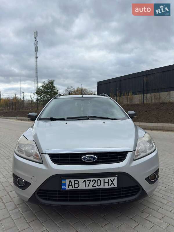 Ford Focus 2010 Ford Focus 2010