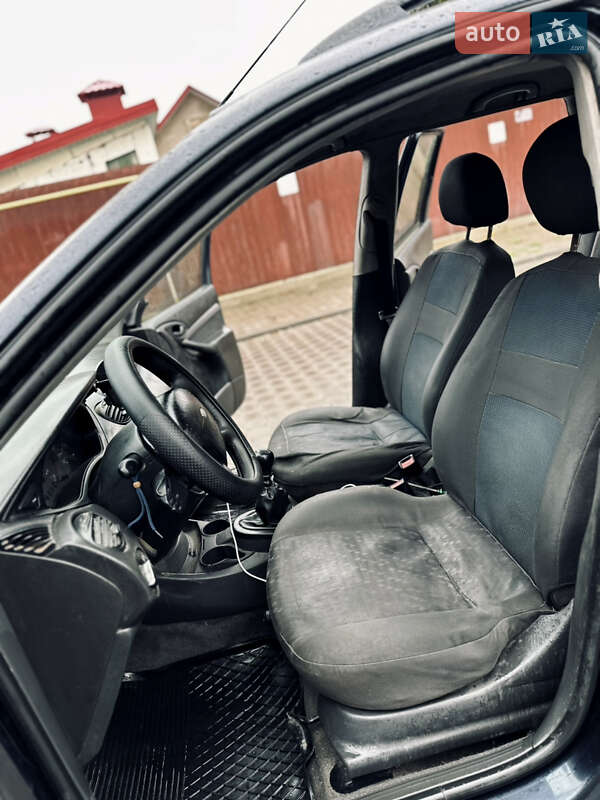 Универсал Ford Focus 2001 в Одессе