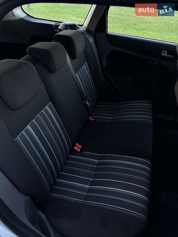 Універсал Ford Focus 2008 в Здолбуніві