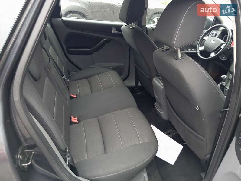 Універсал Ford Focus 2010 в Хмельницькому фото 18 Універсал Ford Focus 2010 в Хмельницькому