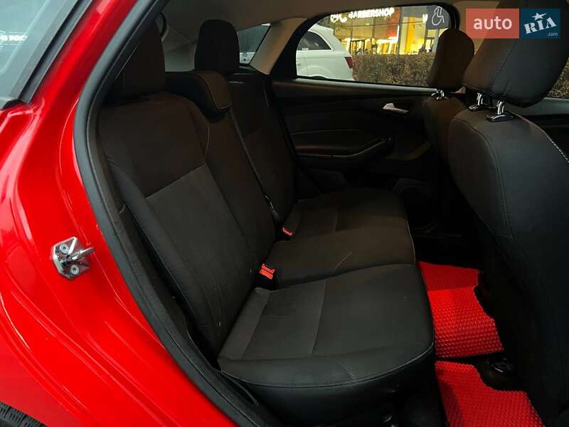 Хэтчбек Ford Focus 2017 в Киеве фото 12 Хэтчбек Ford Focus 2017 в Киеве