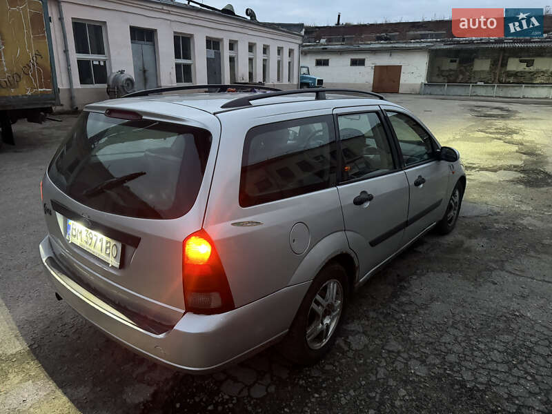 Універсал Ford Focus 2001 в Сумах
