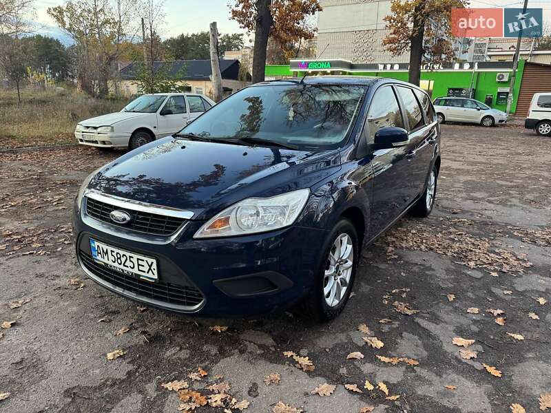 Ford Focus 2010 Ford Focus 2010