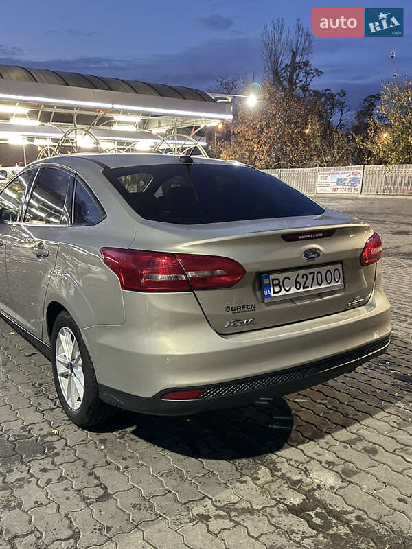 Седан Ford Focus 2015 в Львове фото 4 Седан Ford Focus 2015 в Львове