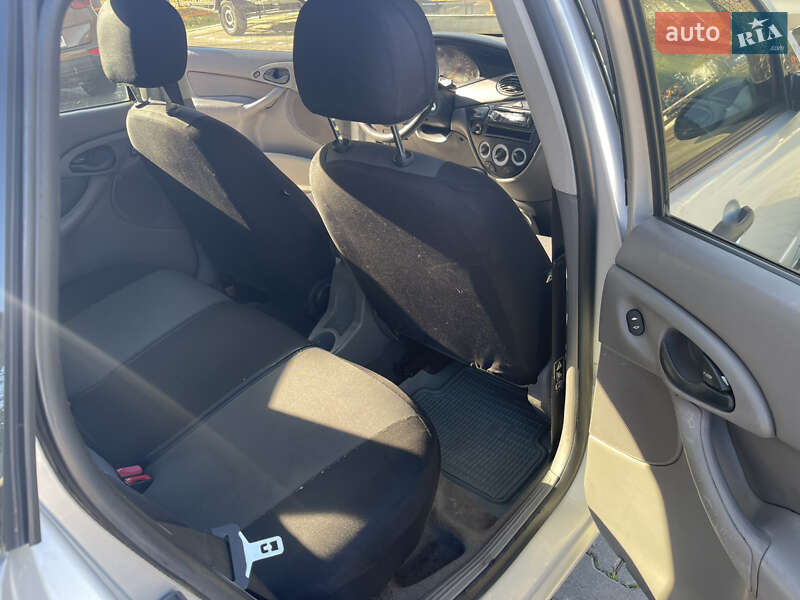 Седан Ford Focus 2000 в Черноморске