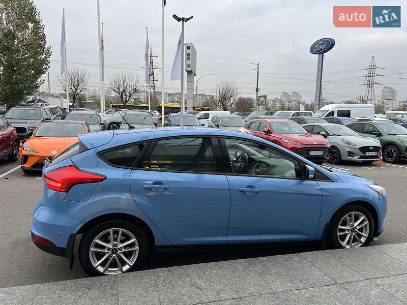 Хэтчбек Ford Focus 2016 в Киеве