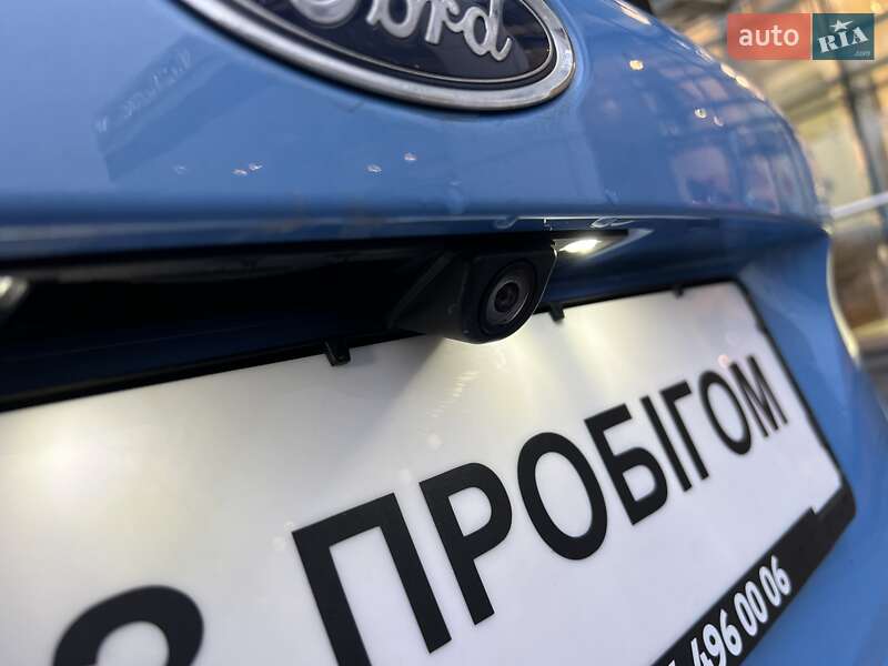 Хэтчбек Ford Focus 2016 в Киеве