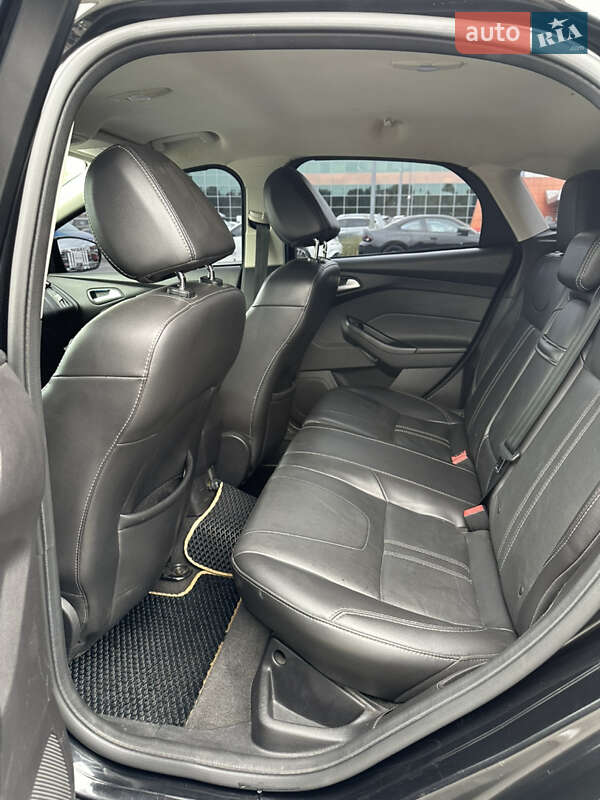 Хэтчбек Ford Focus 2013 в Киеве фото 6 Хэтчбек Ford Focus 2013 в Киеве