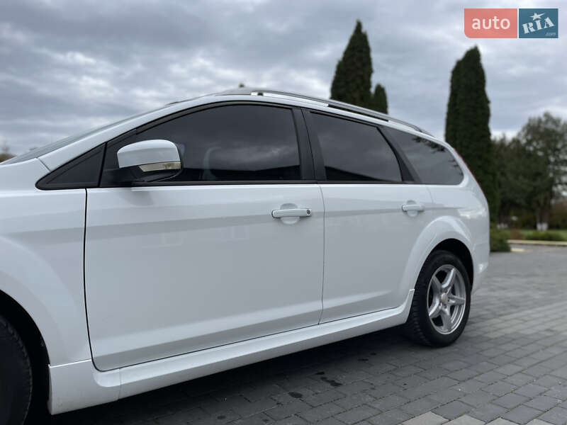 Універсал Ford Focus 2009 в Вишнівці