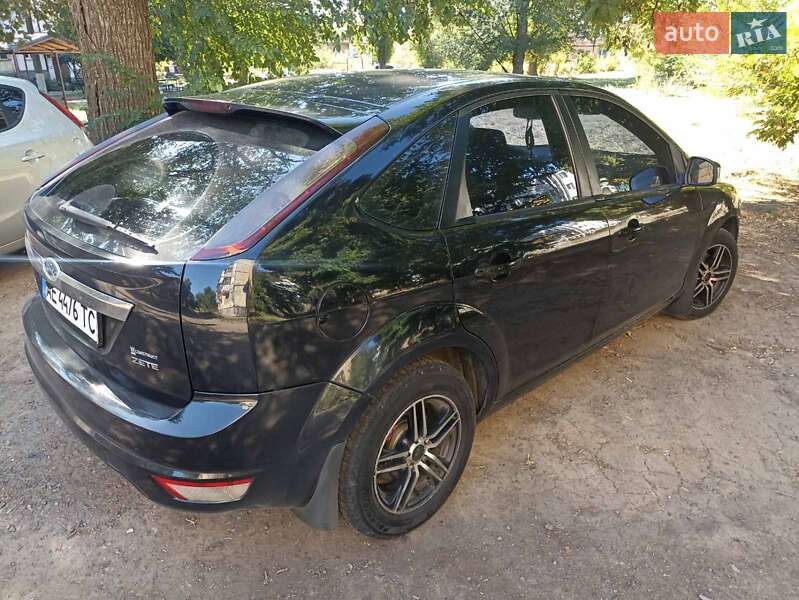 Хетчбек Ford Focus 2008 в Жовтих Водах