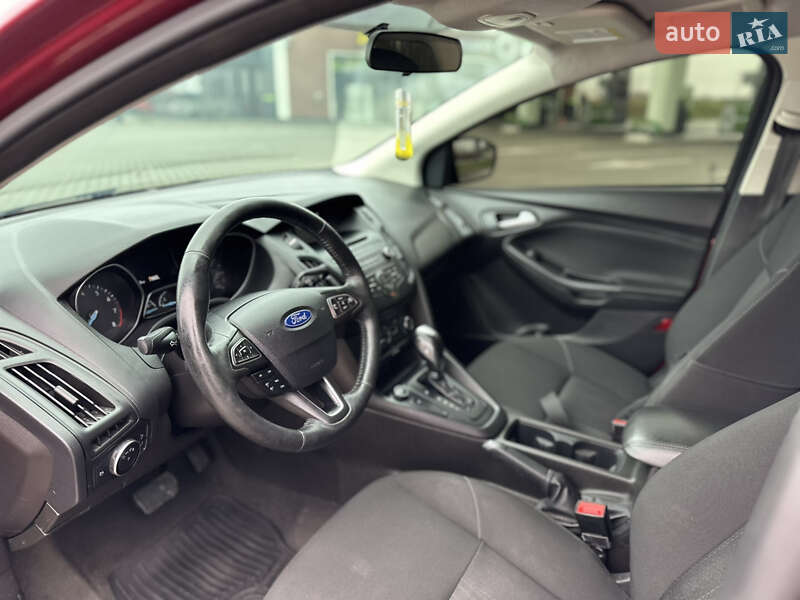 Седан Ford Focus 2016 в Коломиї