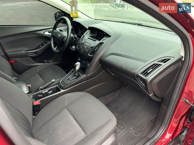 Седан Ford Focus 2016 в Коломиї