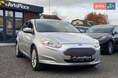 Хэтчбек Ford Focus 2014 в Луцке