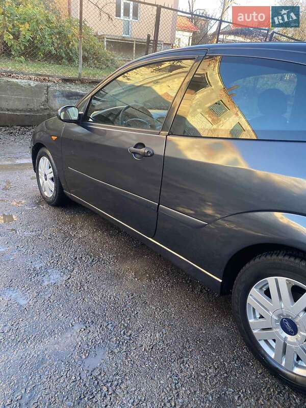 Хэтчбек Ford Focus 2002 в Львове