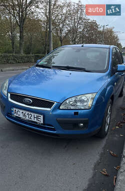 Хэтчбек Ford Focus 2004 в Луцке