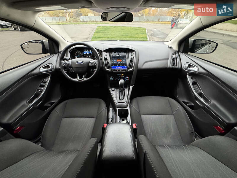Седан Ford Focus 2017 в Дніпрі фото 16 Седан Ford Focus 2017 в Дніпрі