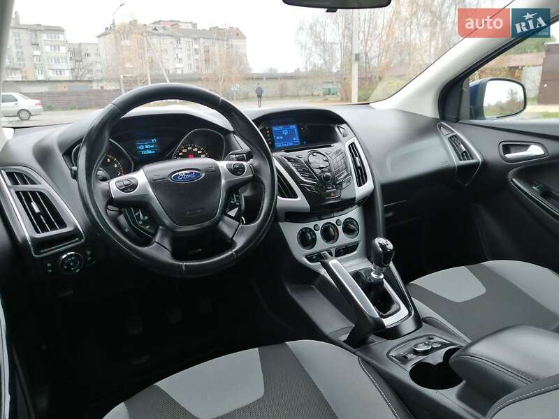 Универсал Ford Focus 2012 в Ровно фото 25 Универсал Ford Focus 2012 в Ровно