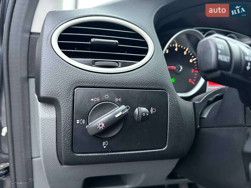 Универсал Ford Focus 2008 в Ровно