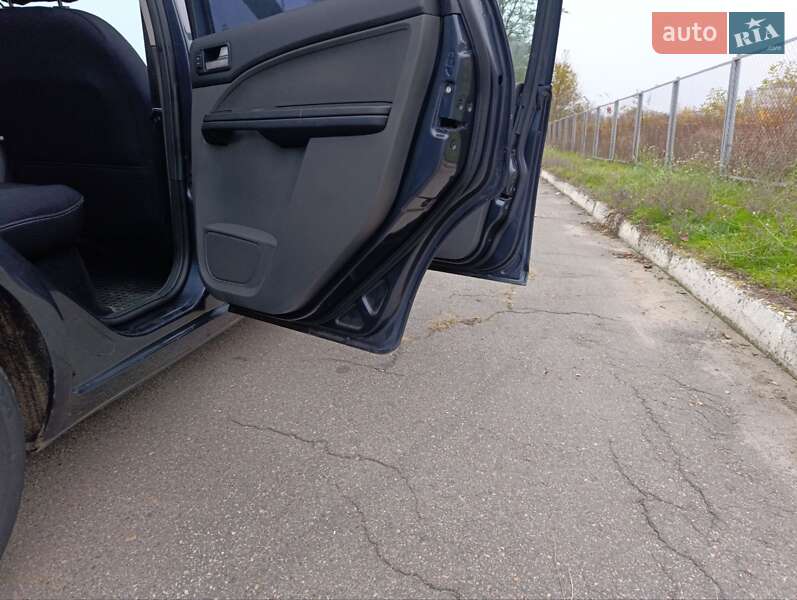 Седан Ford Focus 2006 в Черкасах фото 15 Седан Ford Focus 2006 в Черкасах