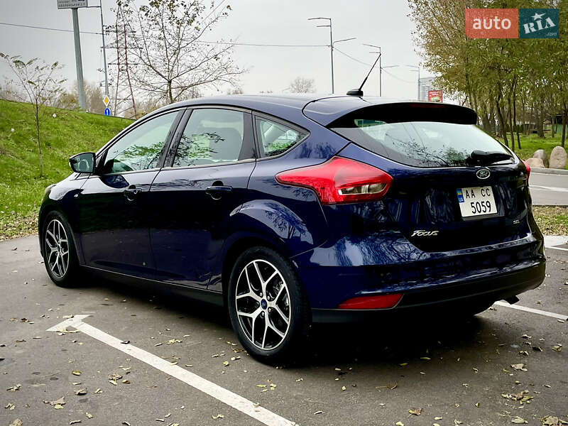 Хэтчбек Ford Focus 2017 в Киеве